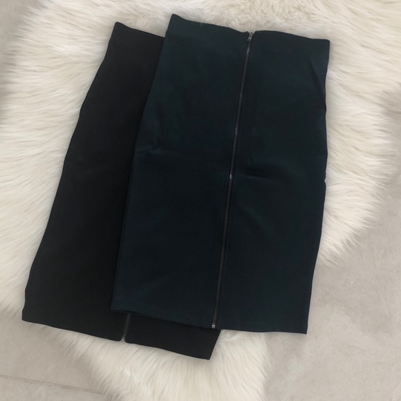 Black Pencil Skirt w/ Front Zipper, size Small - Picture 2 of 3